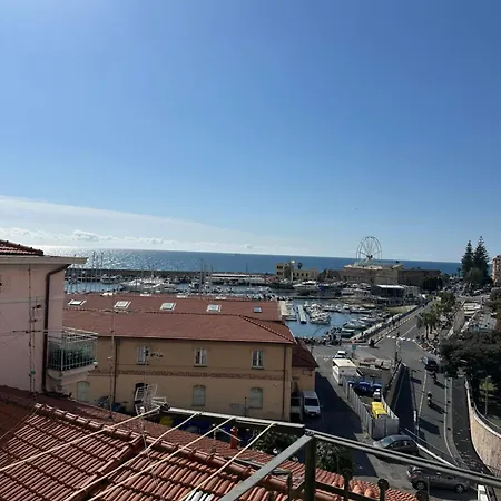 Semesterbostad Bixio Sul Porto *