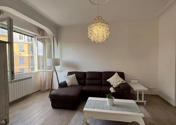 Semesterbostad Bixio Sul Porto Sanremo